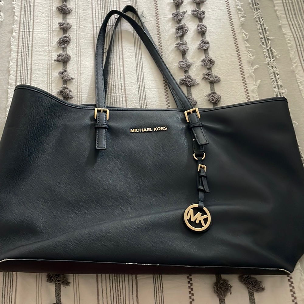 Large Navy Michael kors tote purse
